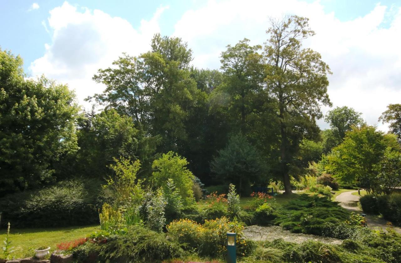 Le Manoir De La Mantille Caudry Екстер'єр фото